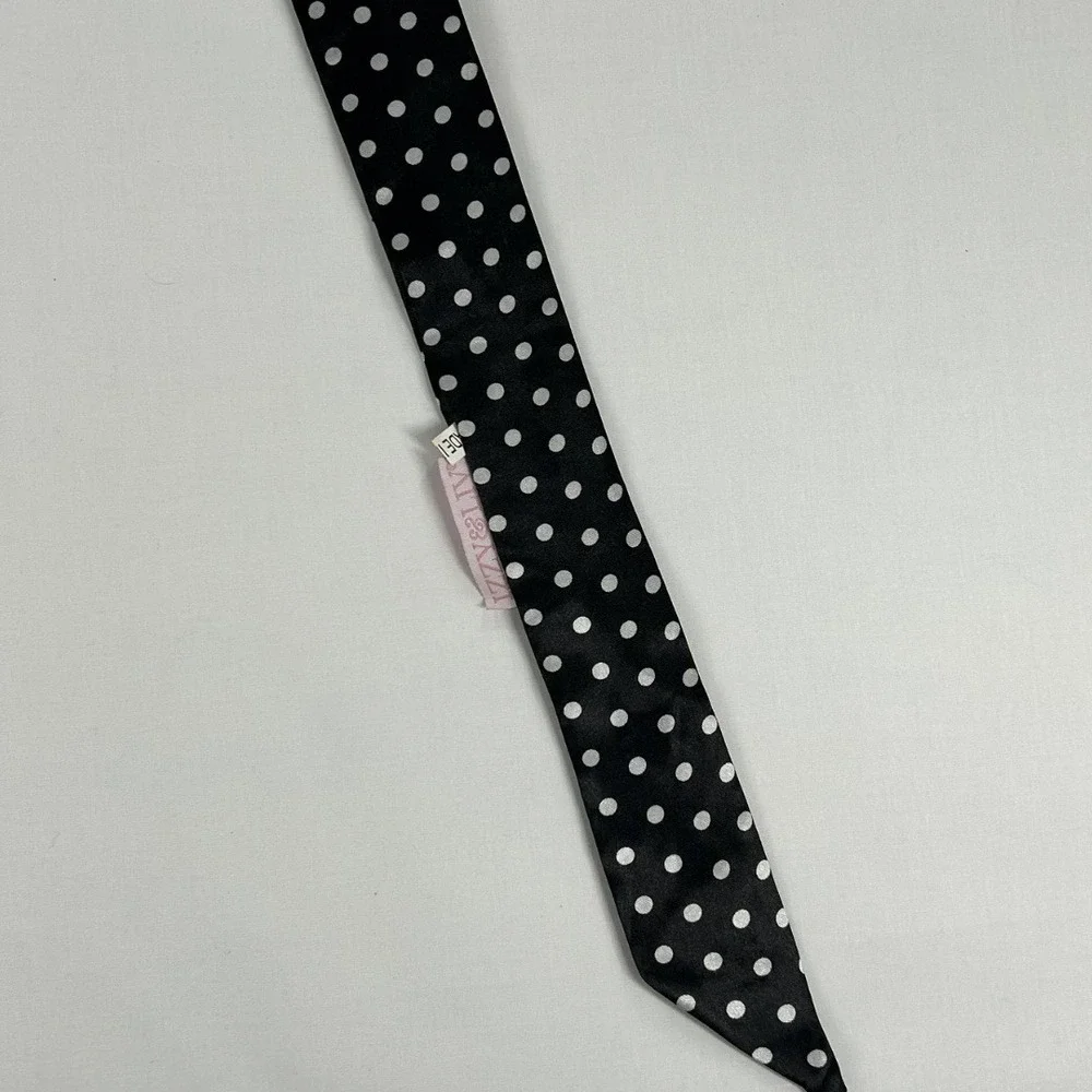 Izzy & Liv Vintage 2000s/ Y2K Woman's Long Scarf Black And White Polka Dot